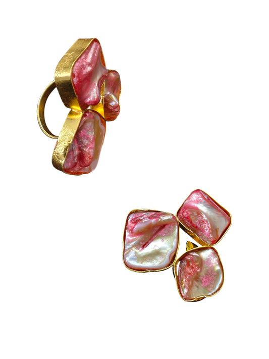 Roohani Mother of Pearl Ring