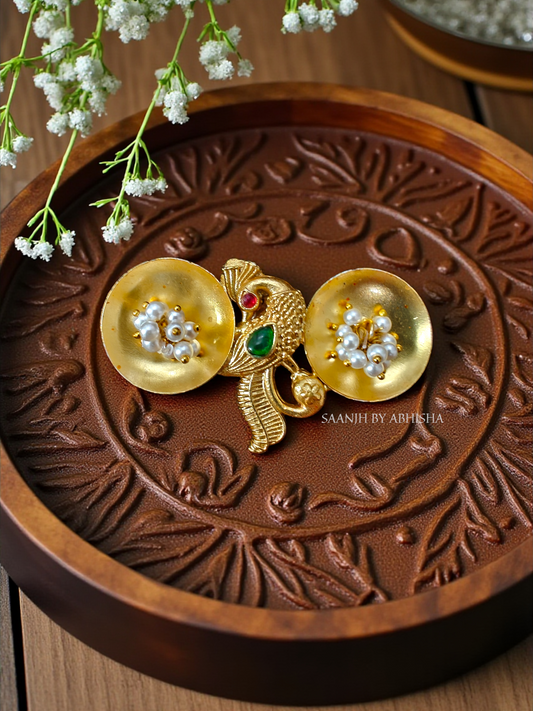 Peacock Glow Golden Moti Ring
