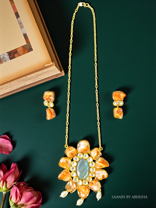 Elegant MOP Floral Neckpiece